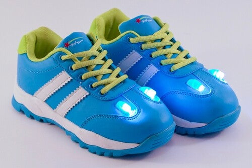 Load image into Gallery viewer, Girls High Beam Light Up Shoes
